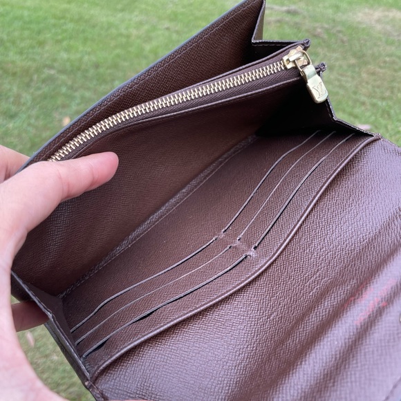 Authentic Louis Vuitton Sarah wallet - Picture 13 of 16